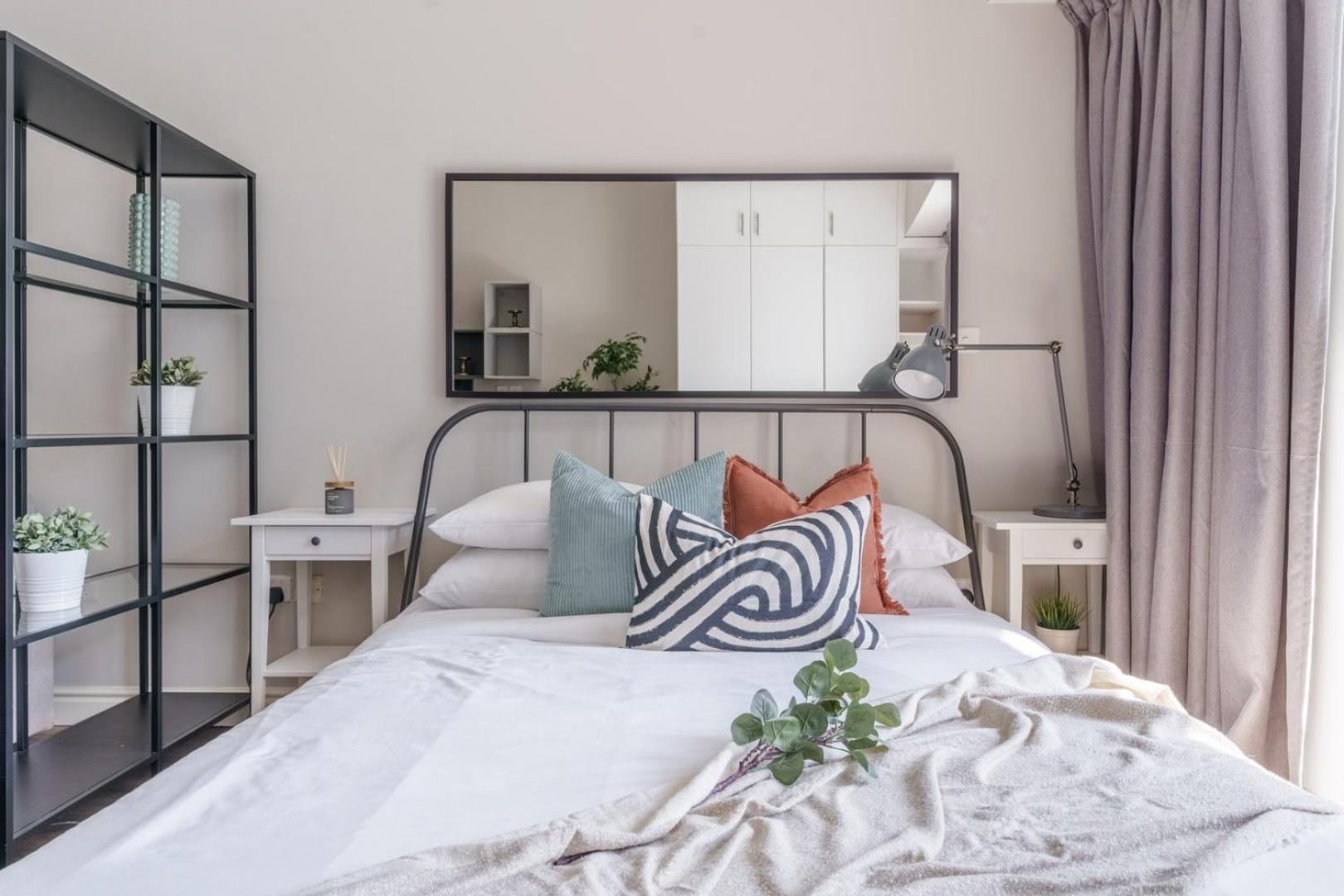 Guestready Homes - Industrial Chic Dubai